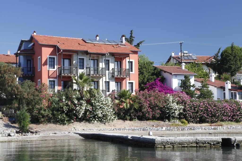 Mer Fethiye Buitenkant foto